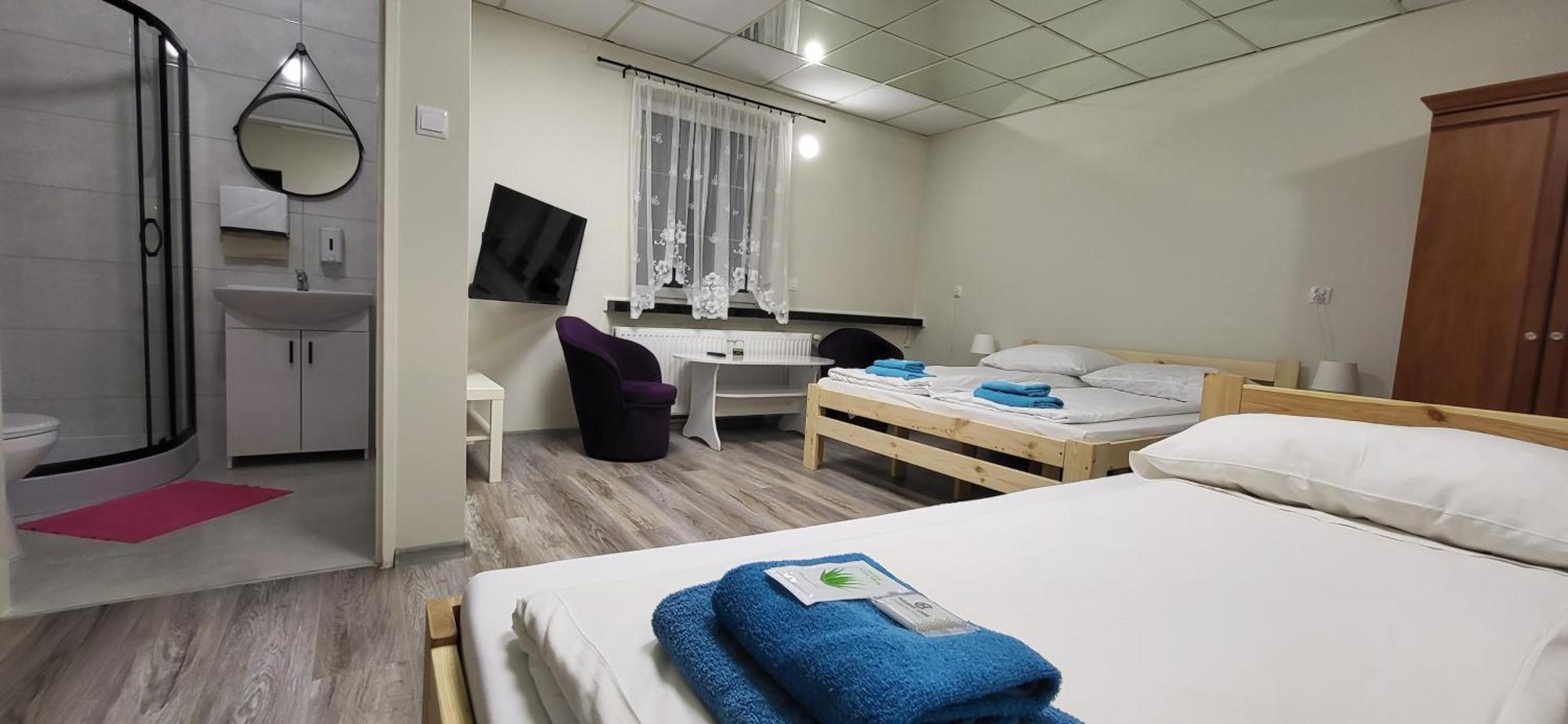 Etna - Hostel -Noclegi Rzeszów Extérieur photo