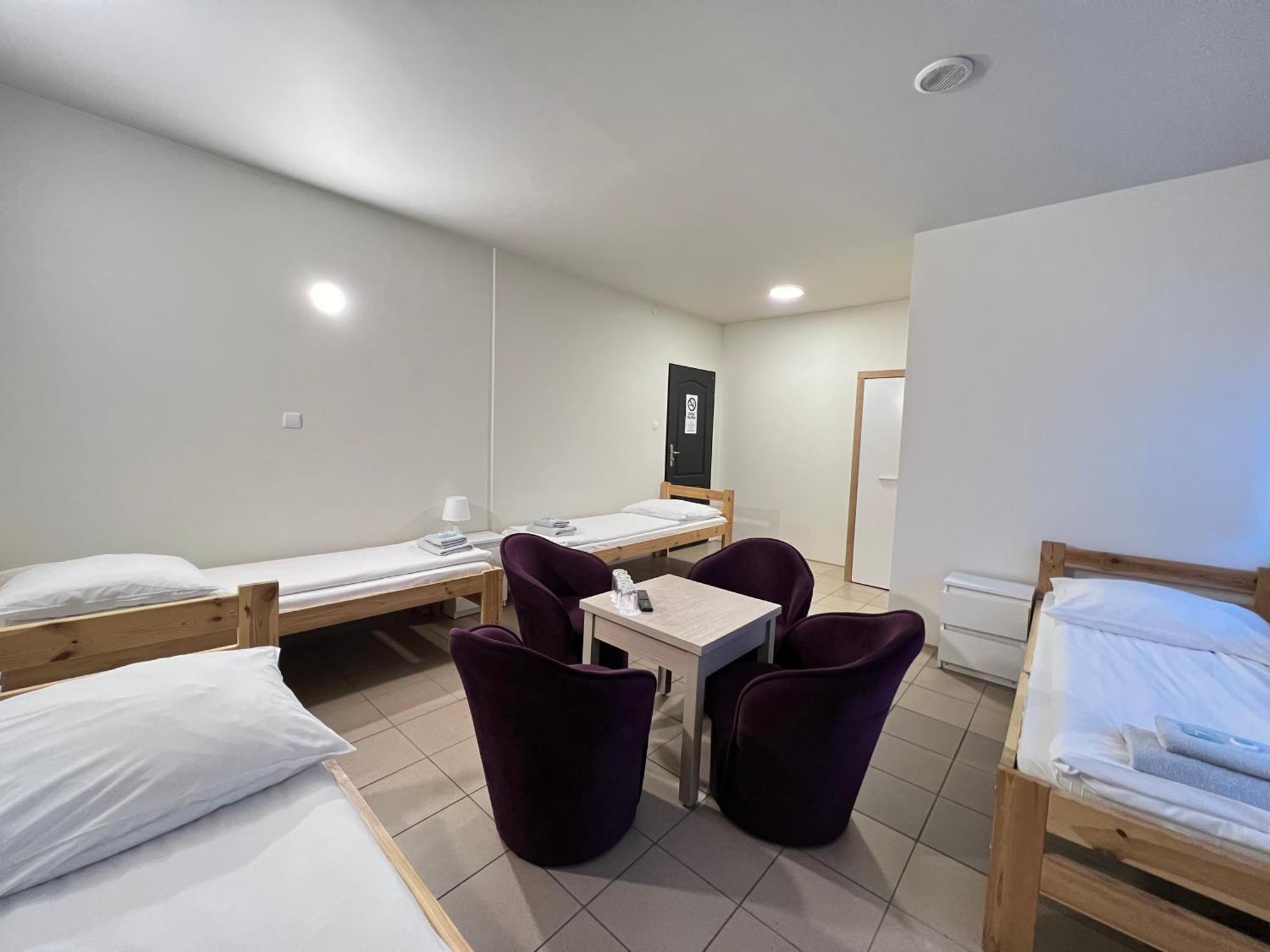 Etna - Hostel -Noclegi Rzeszów Extérieur photo