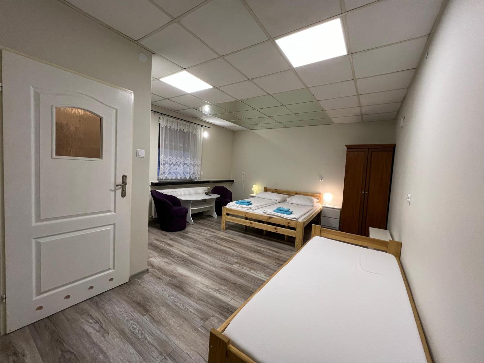 Etna - Hostel -Noclegi Rzeszów Extérieur photo