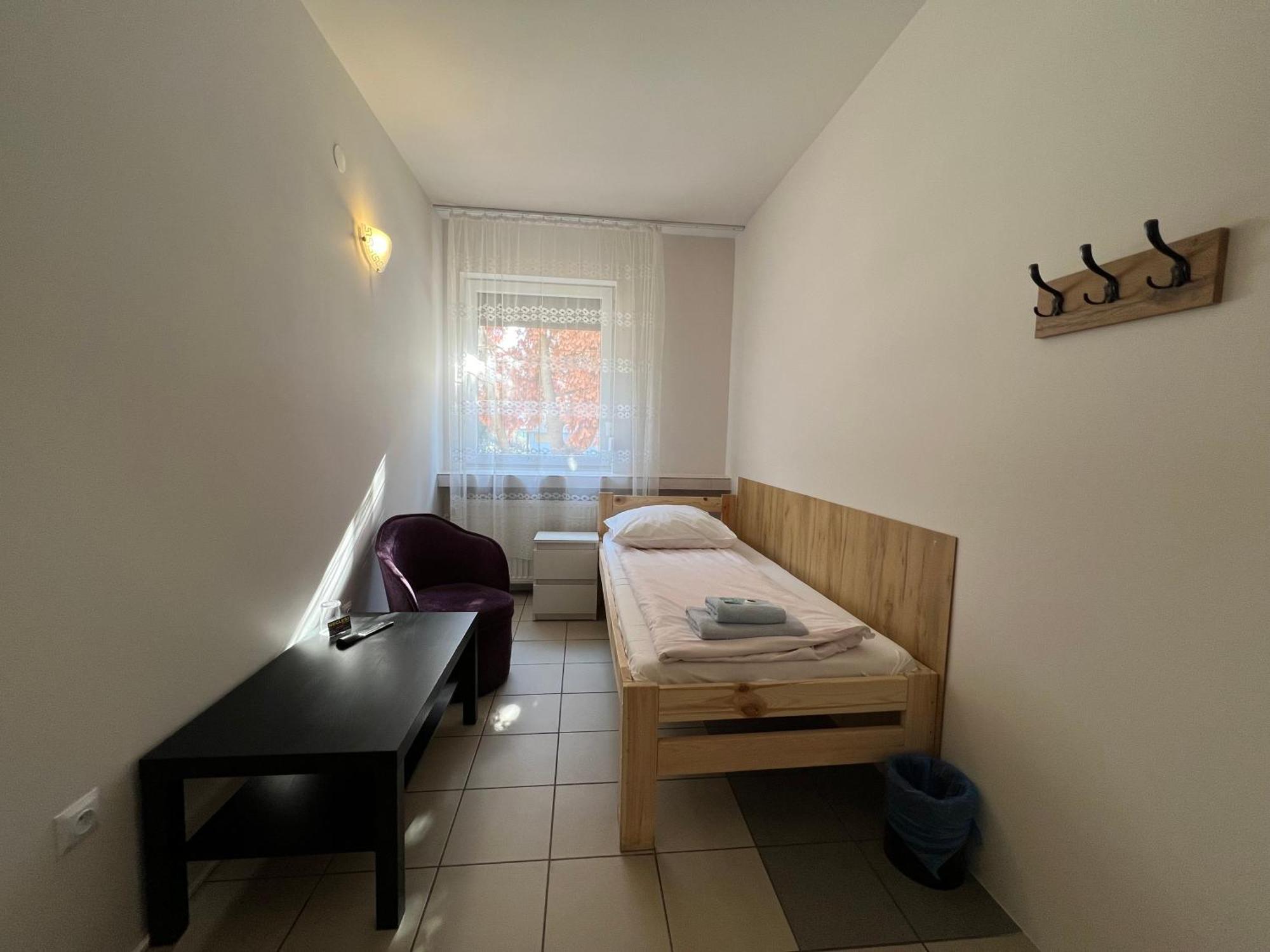 Etna - Hostel -Noclegi Rzeszów Extérieur photo