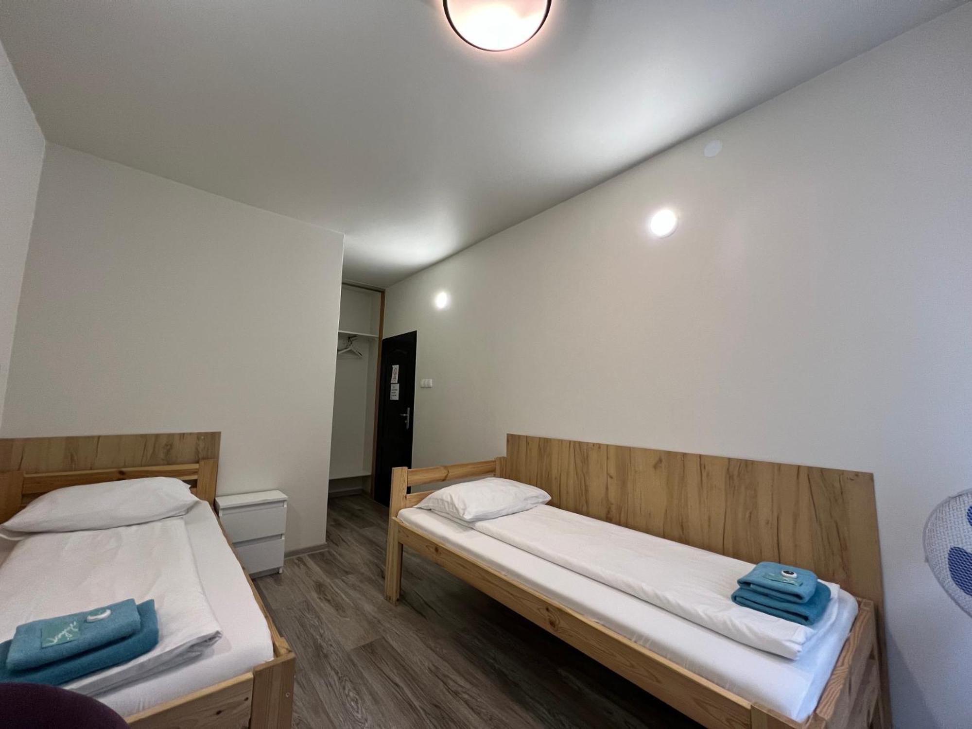 Etna - Hostel -Noclegi Rzeszów Extérieur photo