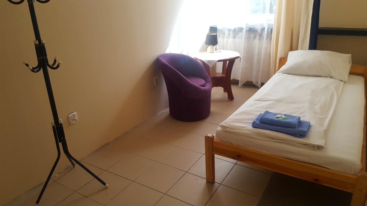 Etna - Hostel -Noclegi Rzeszów Extérieur photo